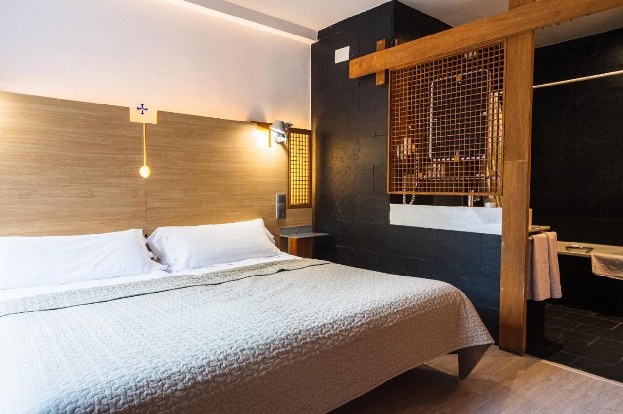 Hotel Castillo Del Alba Pola de Somiedo Ngoại thất bức ảnh