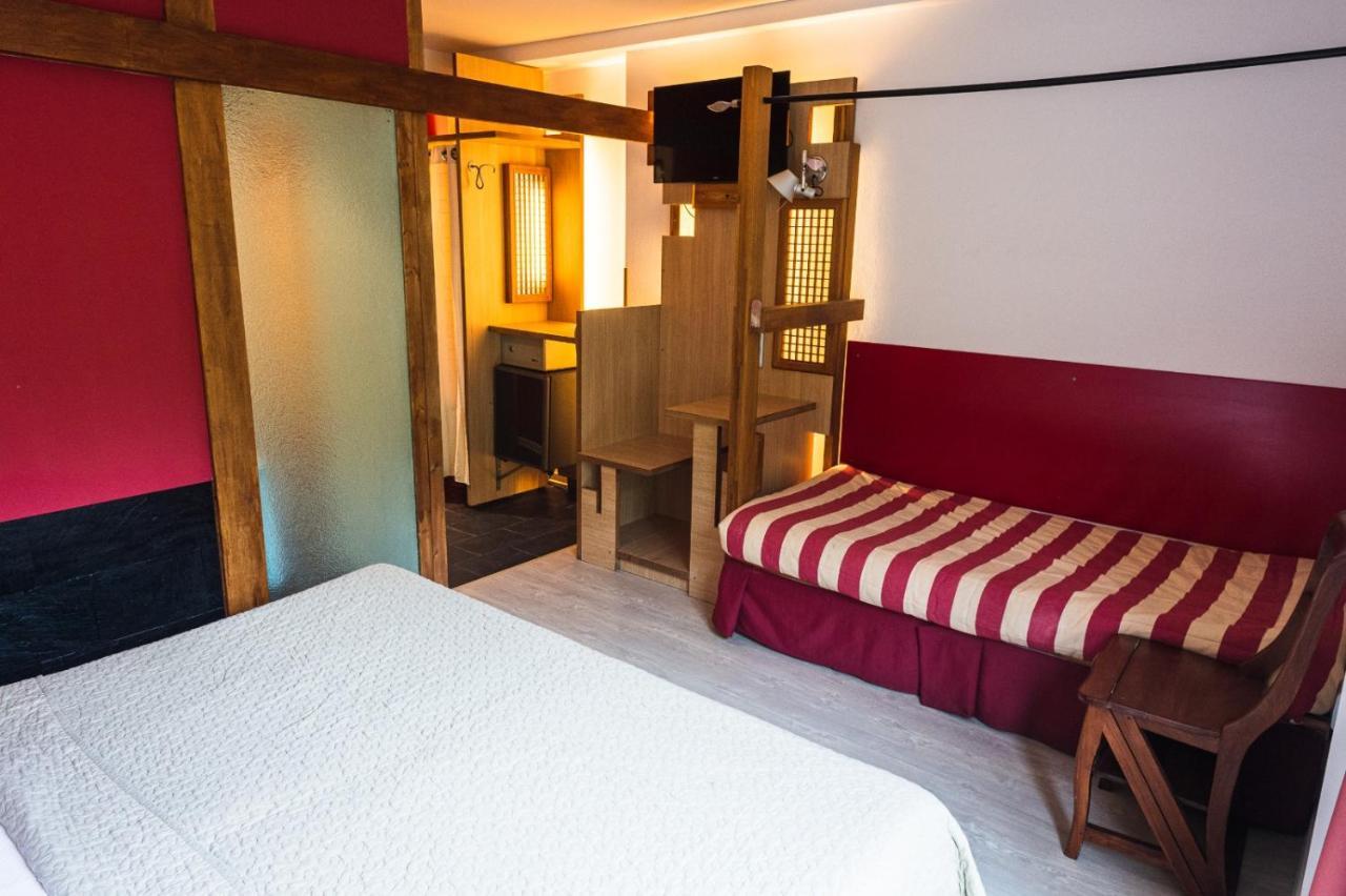 Hotel Castillo Del Alba Pola de Somiedo Ngoại thất bức ảnh