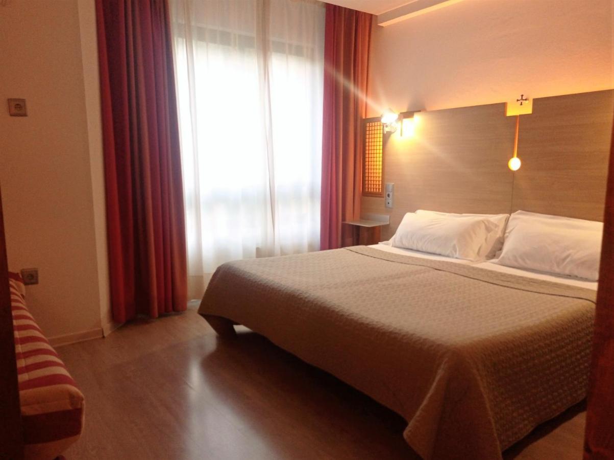 Hotel Castillo Del Alba Pola de Somiedo Ngoại thất bức ảnh