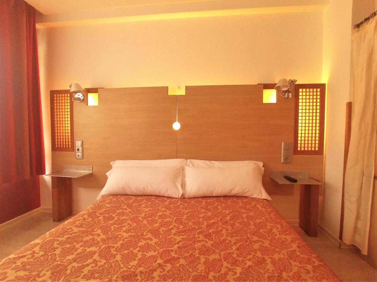 Hotel Castillo Del Alba Pola de Somiedo Ngoại thất bức ảnh