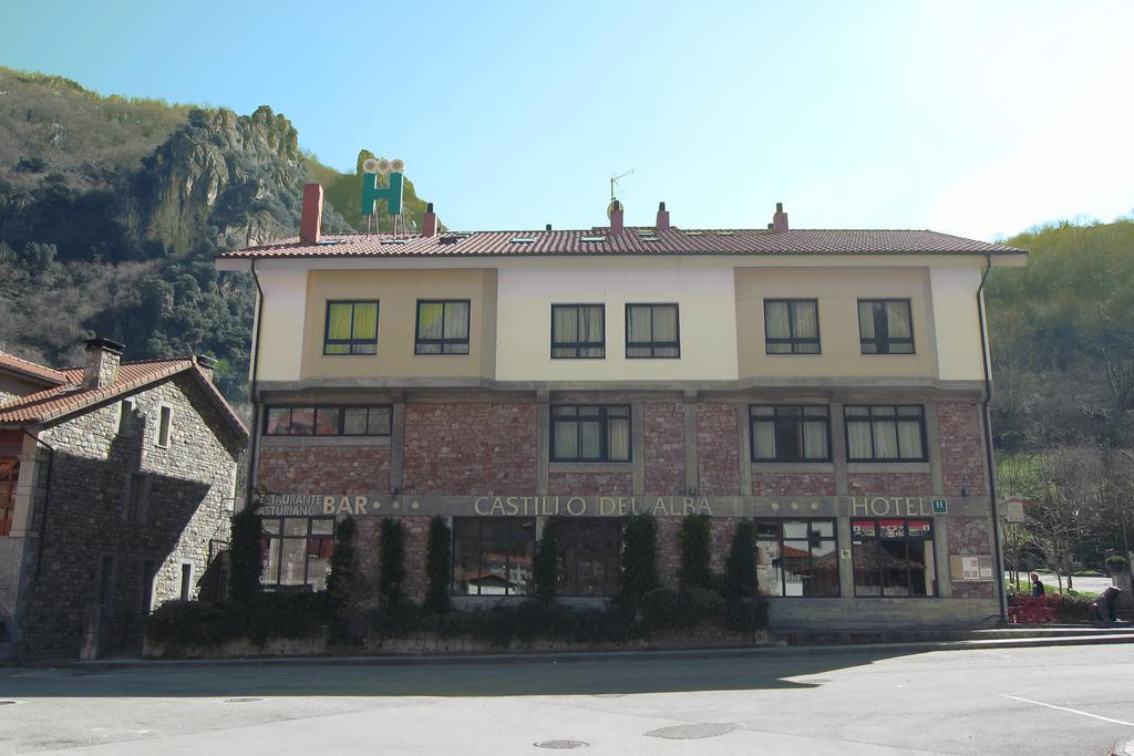 Hotel Castillo Del Alba Pola de Somiedo Ngoại thất bức ảnh